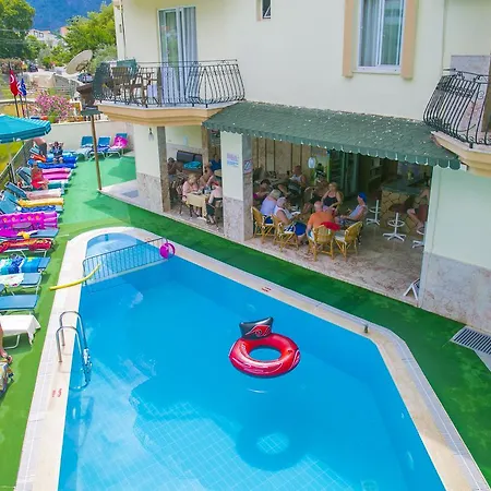 Aparthotel Ozlem 2 4*