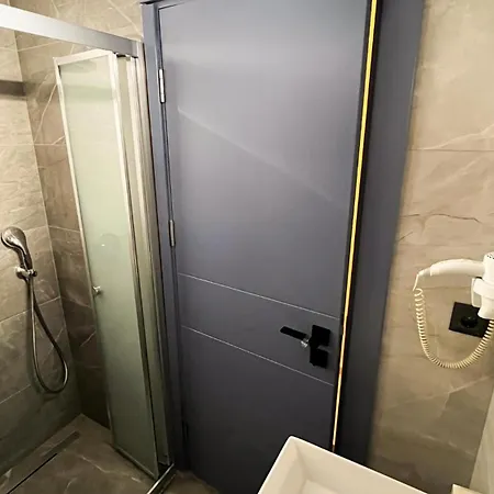 Ozlem 2 4* مرمريس