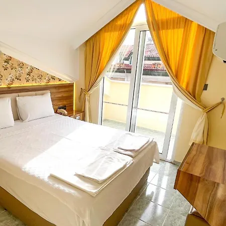 Ozlem 2 Hotel apartamentowy 4*