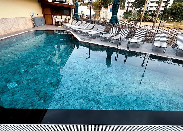 Ozlem 2 Hotel apartamentowy 4*